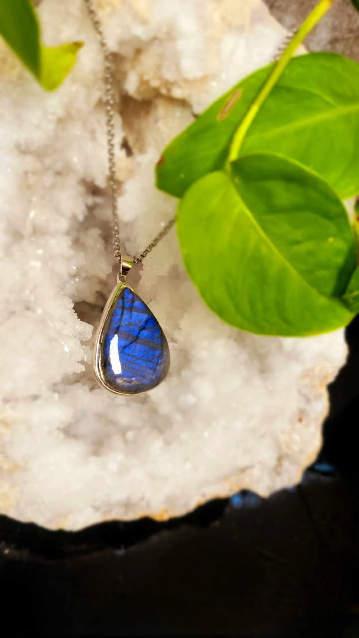 Labradorite Sterling silver necklace